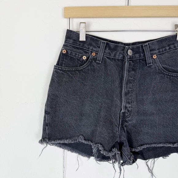 Vintage Levi’s High Rise Button Fly Faded Black Distressed Shorts made in USA - Picture 3 of 9